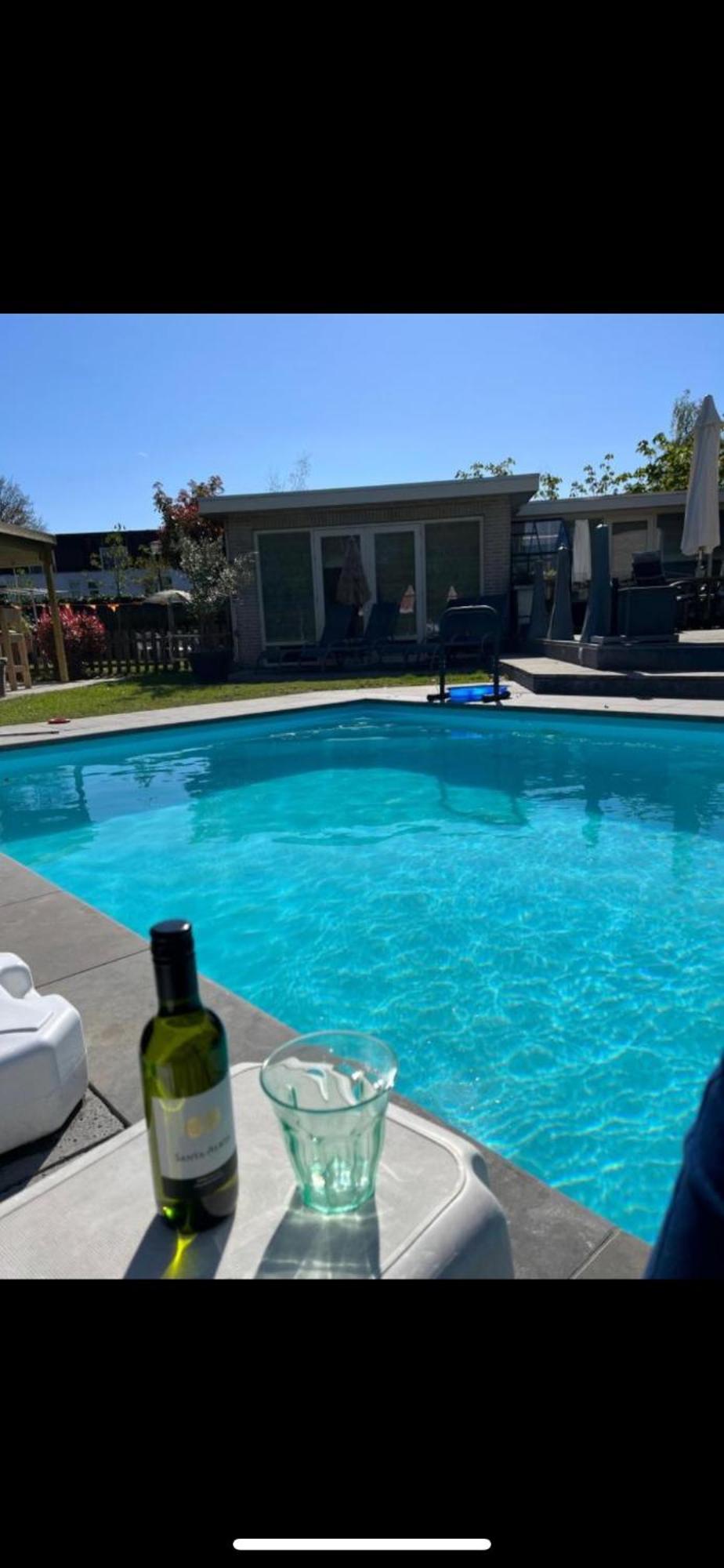 B&B Maison Saint Tropez 에인트호번 외부 사진