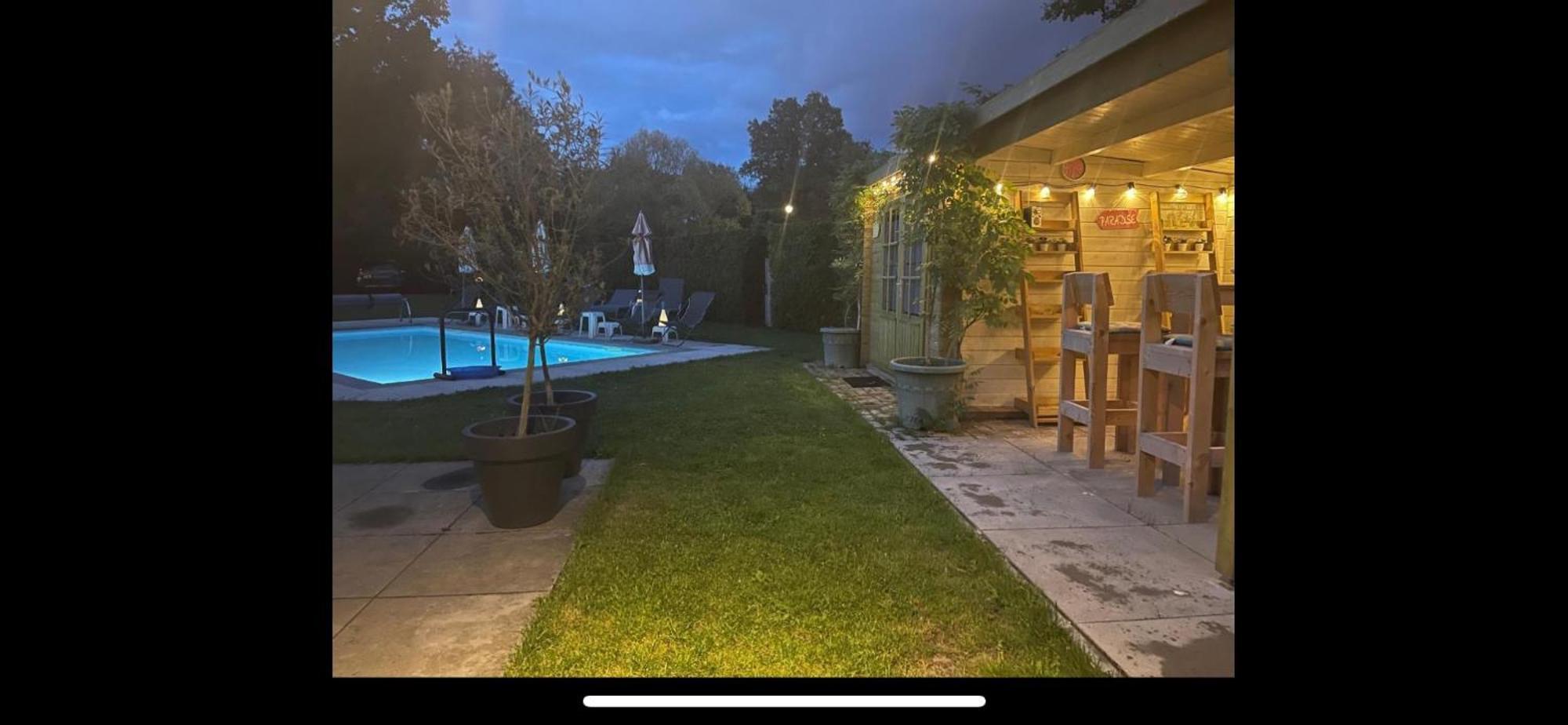B&B Maison Saint Tropez 에인트호번 외부 사진
