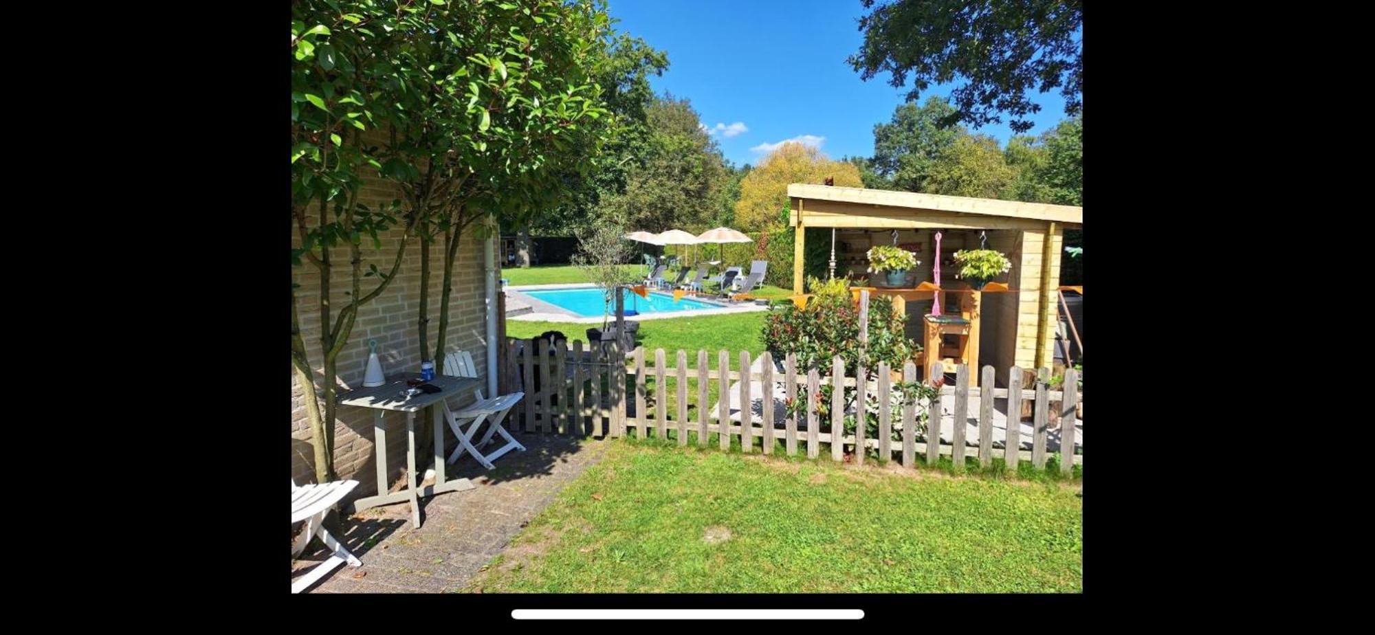 B&B Maison Saint Tropez 에인트호번 외부 사진