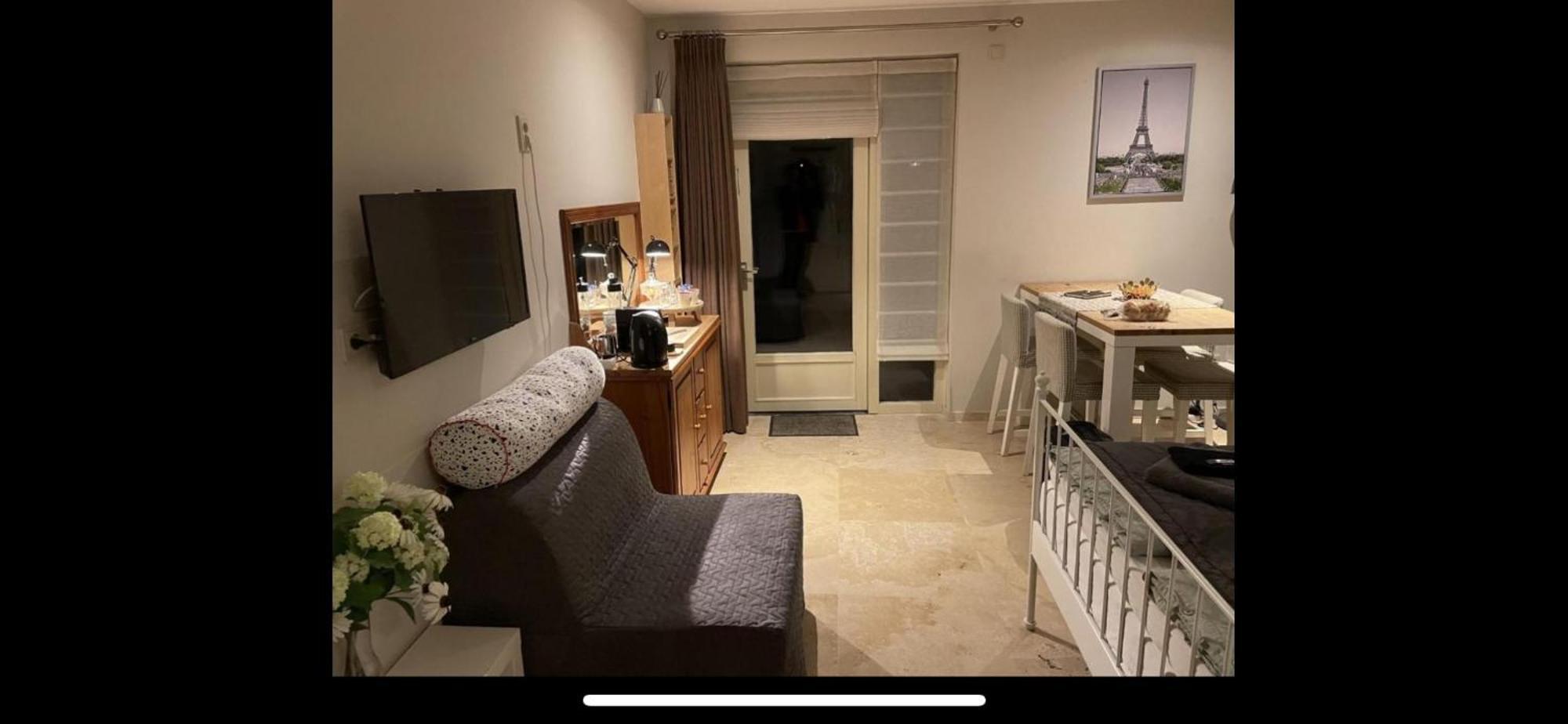 B&B Maison Saint Tropez 에인트호번 객실 사진